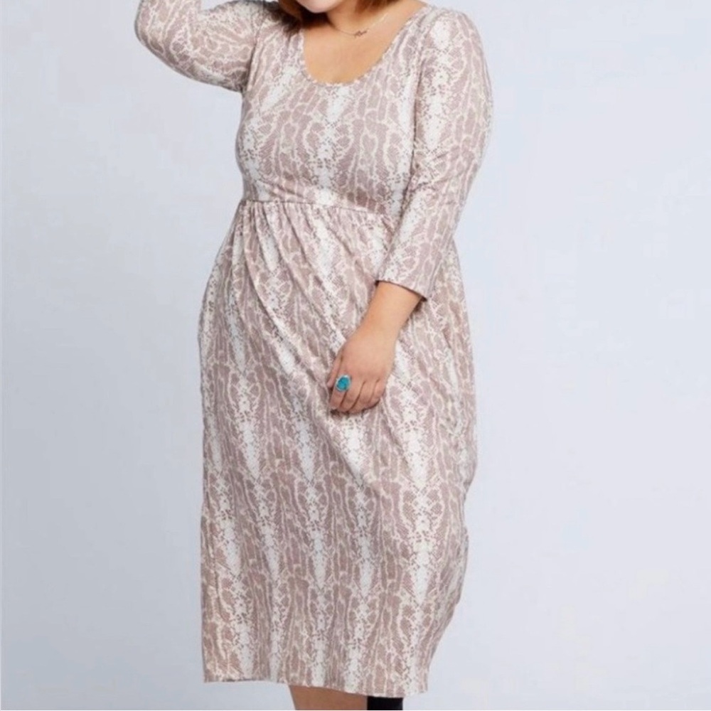 Piphany Abbey Quarter Sleeve Mid Maxi XL